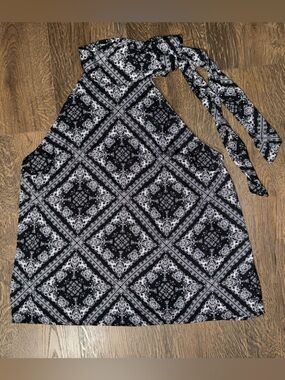 Banana Republic Black and White Patterned tie high neck blouse